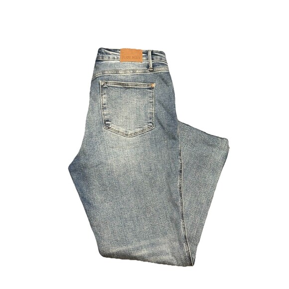 JUDY BLUE Distressed Straight Fit Women's Jeans Size 11/30 Light Med Wash - Picture 1 of 7